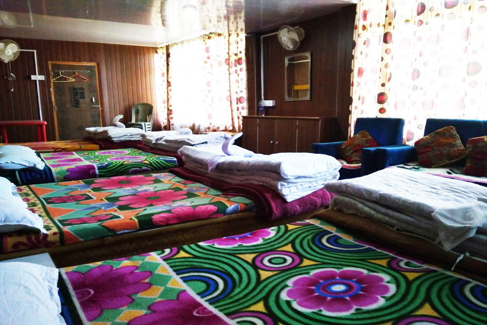 Cottage Dhukkur in Darjeeling Blossom Ecotourism , Chota Mangwa