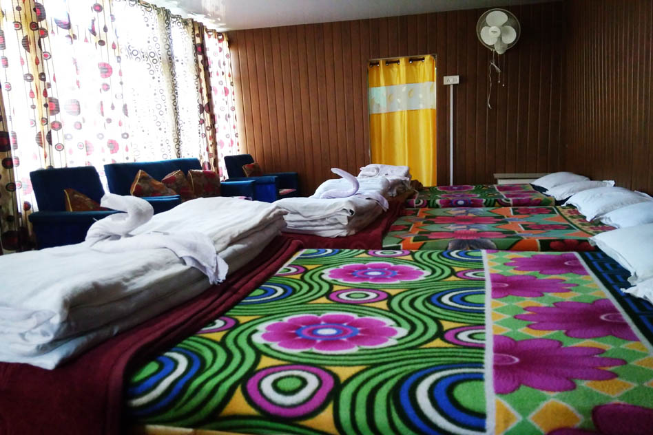 Cottage Dhukkur in Darjeeling Blossom Ecotourism , Chota Mangwa