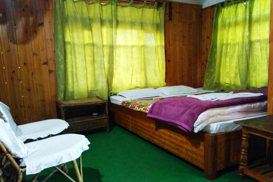 Cottage Maina in Darjeeling Blossom Ecotourism , Chota Mangwa